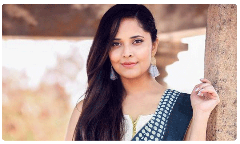 పుట్టినరోజు నాడు అనసూయ దాతృత్వం.. అభినందించిన పోలీసులు..!