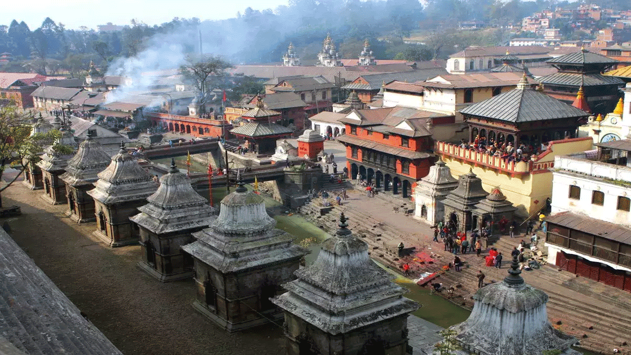 6 రోజులు, 5 రాత్రులు: ఈ ప్యాకేజీ' నవంబర్ 4, 2023న ప్రారంభమవుతుంది. ఈ ప్యాకేజీలో మొత్తం 6 పగళ్లు, 5 రాత్రులు ఉంటాయి. ఇందులో అల్పాహారం, భోజనం, రాత్రి భోజనం ఉంటాయి.