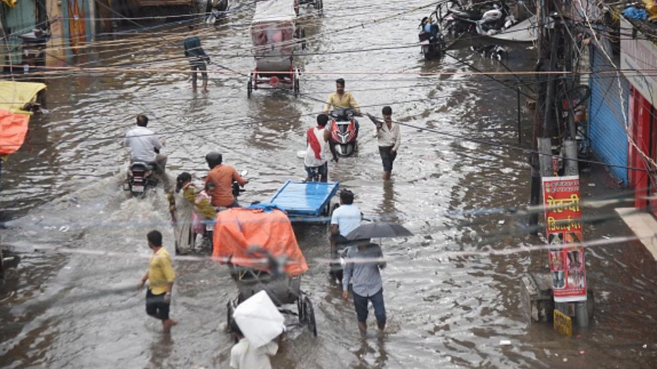 ప్రాథమికంగా ఈ టూల్‌ను భారత్‌లో పరీక్షించారు. అనంతరం ఈ టూల్‌ను 80కిపైగా దేశాల్లో విస్తరించారు. ఈ టూల్‌ 1800కిపైగా ప్రాంతాల్లో వరదలను అంచనా వేయగలదని గూగుల్ చెబుతోంది.