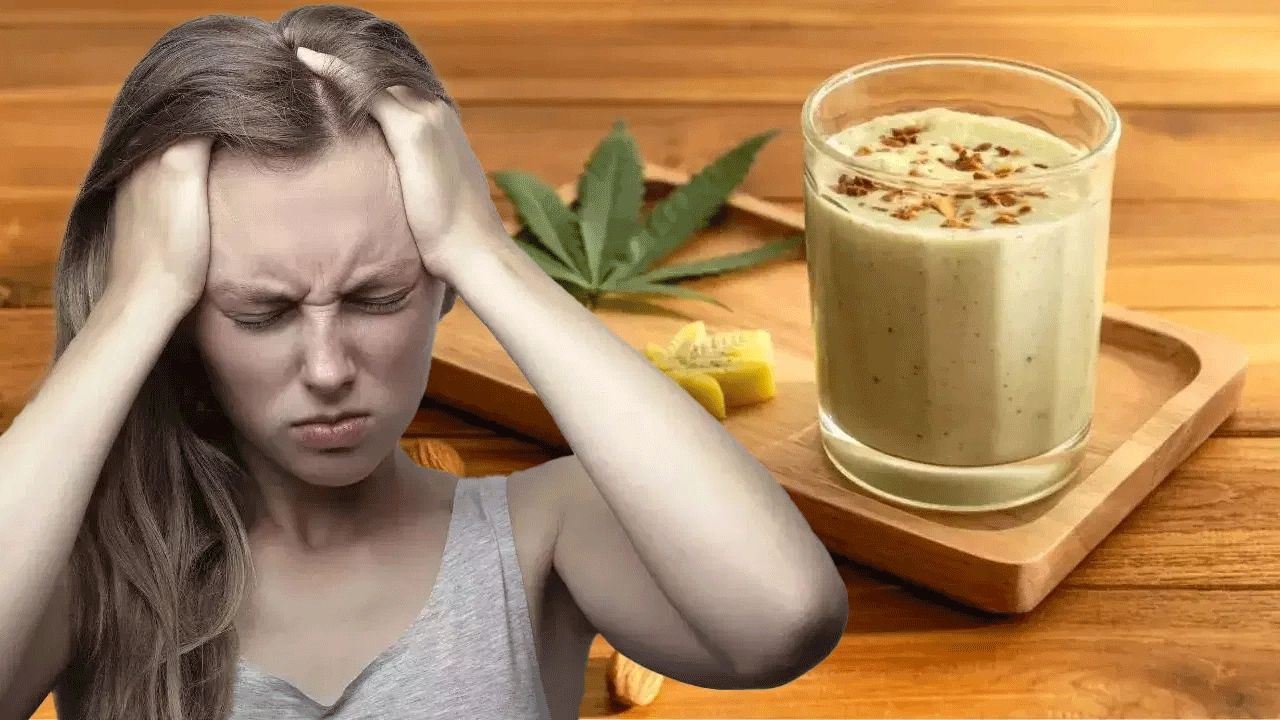 హ్యాంగోవర్ను సులభంగా వదిలించుకోవడానికి కొన్ని చిట్కాలు పాటిస్తే సరిపోతుంది. ముందుగా శరీరాన్ని హైడ్రేట్ గా ఉంచుకోవాలి. హ్యాంగోవర్ సమయంలో శరీరం డీహైడ్రేట్ అవుతుంది. కాబట్టి నీళ్లు ఎక్కువగా తాగాలి. కొబ్బరి నీళ్లు, తాజా పండ్ల రసం కూడా త్రాగవచ్చు.