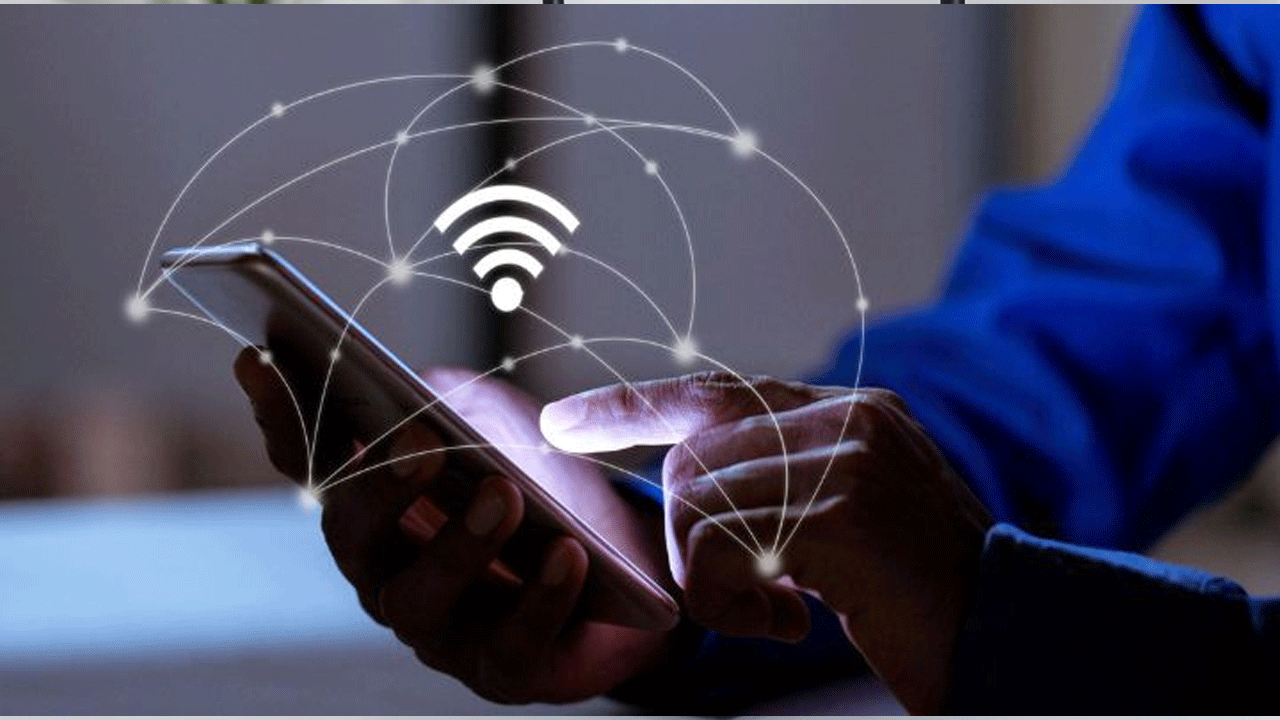  సాధారణంగా పాస్‌వర్డ్‌లు స్ట్రాంగ్‌గా సెట్ చేసుకునే క్రమంలో వాటిని మర్చిపోతుంటాం. అయితే మర్చిపోయిన పాస్‌వర్డ్‌ను తిరిగి పొందాలంటే.. ఒకవేళ మీరు ఐఫోన్‌ యూజర్లు అయితే ముందుగా సెట్టింగ్స్‌ వెళ్లి అందులో వైఫ్‌ ఆప్షన్‌ను ఎంచుకోవాలి.