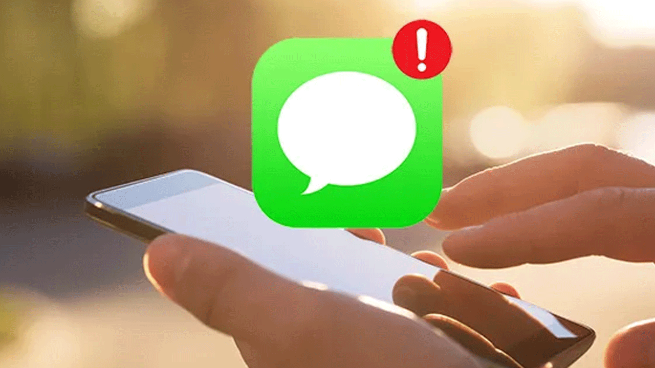 చివరిగా టైప్‌ చేసిన మెసేజ్‌, సెలక్ట్‌ చేసుకున్న తేదీ, టైమ్‌ కనిపిస్తాయి. తర్వాత సెండ్‌ బటన్ నొక్కితే చాలు సెలక్ట్ చేసుకున్న వ్యక్తి ఛాట్‌కు యాడ్‌ అవుతుంది. దాని పక్కన షెడ్యూల్డ్‌ గుర్తు కూడా కనిపిస్తుంది. ఎంచుకున్న సమయానికి మెసేజ్‌ దానంతటదే వెళ్లిపోతుంది