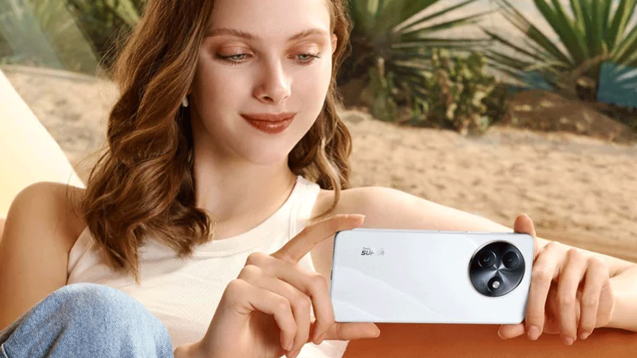 ఇక కెమెరా విషయానికొస్తే ఈ స్మార్ట్ ఫోన్లో 108 మెగాపిక్సెల్స్తో కూడిన రెయిర్ కెమెరాను అందించారు. అలాగే సెల్ఫీలు, వీడియో కాల్స్ కోసం ఇందులో 8 మెగాపిక్సెల్స్తో కూడిన ఫ్రంట్ కెమెరాను అందించారు. ట్రిపుల్ కెమెరా సెటప్తో రౌండ్ షేప్లో అందించారు.