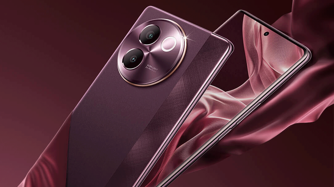 ఈ ఫోన్‌ ఫీచర్ల విషయానికొస్తే ఇందులో 5500 ఎంఏహెచ్ బ్యాటరీని ఇవ్వనున్నట్లు తెలుస్తోంది. ఇక మిడ్ రేంజ్‌ బడ్జెట్‌లో లాంచ్‌ చేయనున్న ఈ ఫోన్‌లో కర్వ్‌డ్‌ డిస్‌ప్లేను ఇవ్వనున్నారని తెలుస్తోంది. ఈ ఫోన్‌ను రెడ్, సిల్క్ బ్లూ కలర్స్‌లో తీసుకొస్తున్నారు. 