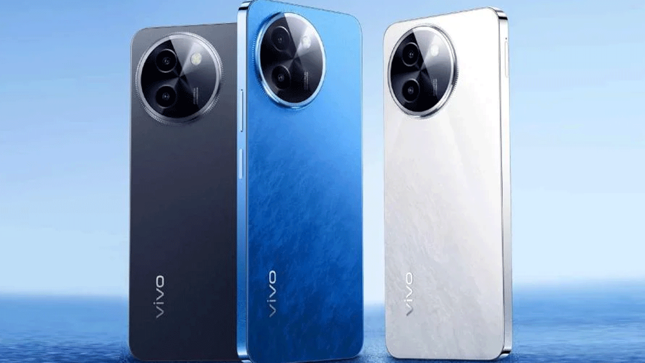 ఇక కెమెరా విషయానికొస్తే వివోవై200ఐ స్మార్ట్ ఫోన్‌లో 50 మెగాపిక్సెల్స్‌తో కూడిన రెయిర్ కెమెరాను అందించారు. అలాగే సెల్ఫీలు, వీడియో కాల్స్‌ కోసం 8 మెగాపిక్సెల్స్‌తో కూడిన ఫ్రంట్‌ కెమెరాను ఇచ్చారు.సైడ్‌ మౌంటెడ్‌ ఫింగర్‌ ప్రింట్ స్కానర్‌ను అందించారు. 6000 ఎమ్‌ఏహెచ్‌ బ్యాటరీ ఈ ఫోన్‌ సొంతం. 