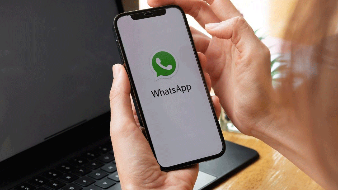 Whatsapp: వాట్సాప్‌లో పొరపాటున మెసేజ్‌, ఫోటోలు డిలీట్‌ అయ్యాయా? ఇలా చేయండి