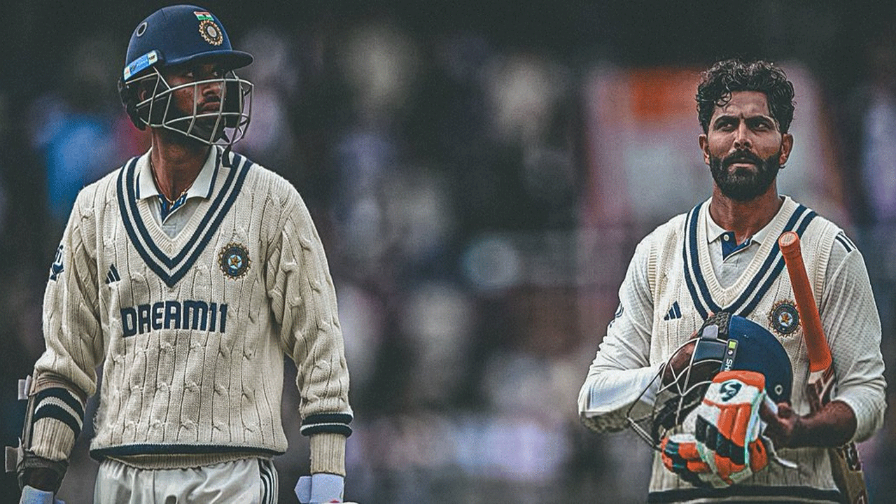 ఐదు టెస్టుల సుదీర్ఘ సిరీస్‌లో టీమిండియా నాలుగో టెస్టును విజయవంతంగా డ్రా చేసుకుంది. ఇంగ్లాండ్‌తో జరిగిన తొలి టెస్టులో 311 పరుగుల తేడాతో ఓటమి పాలైనప్పటికీ, టీమ్ ఇండియా బలంగా పుంజుకుంది. రెండో టెస్ట్‌ గెలిచింది. అయితే గెలవాల్సిన లార్డ్స్‌ను ఓడిపోయింది. ఆ బాధ నుంచి బయటపడుతూ.. నాలుగో టెస్ట్‌లో అద్భుతంగా ఆడింది. 