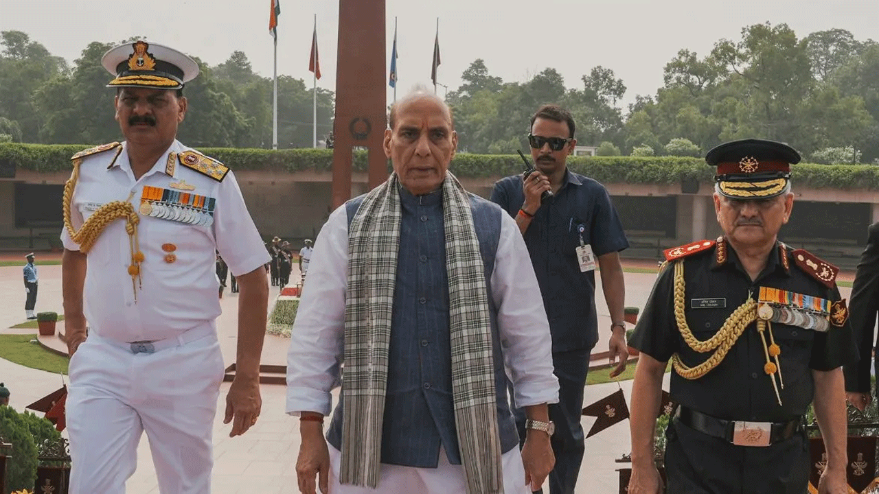 గన్స్‌తో యుద్ధాలు గెలవలేం..! ఆపరేషన్‌ సిందూర్‌ విజయంపై రాజ్‌నాథ్‌ సింగ్‌ ఆసక్తికర వ్యాఖ్యలు