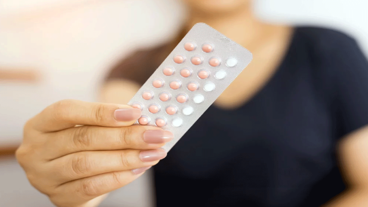 పిరియడ్స్ ఆలస్యం అవ్వాలని మాత్రలు వేసుకుంటున్నారా..? 18ఏళ్ల ఇంజనీరింగ్ విద్యార్థిని మృతి..