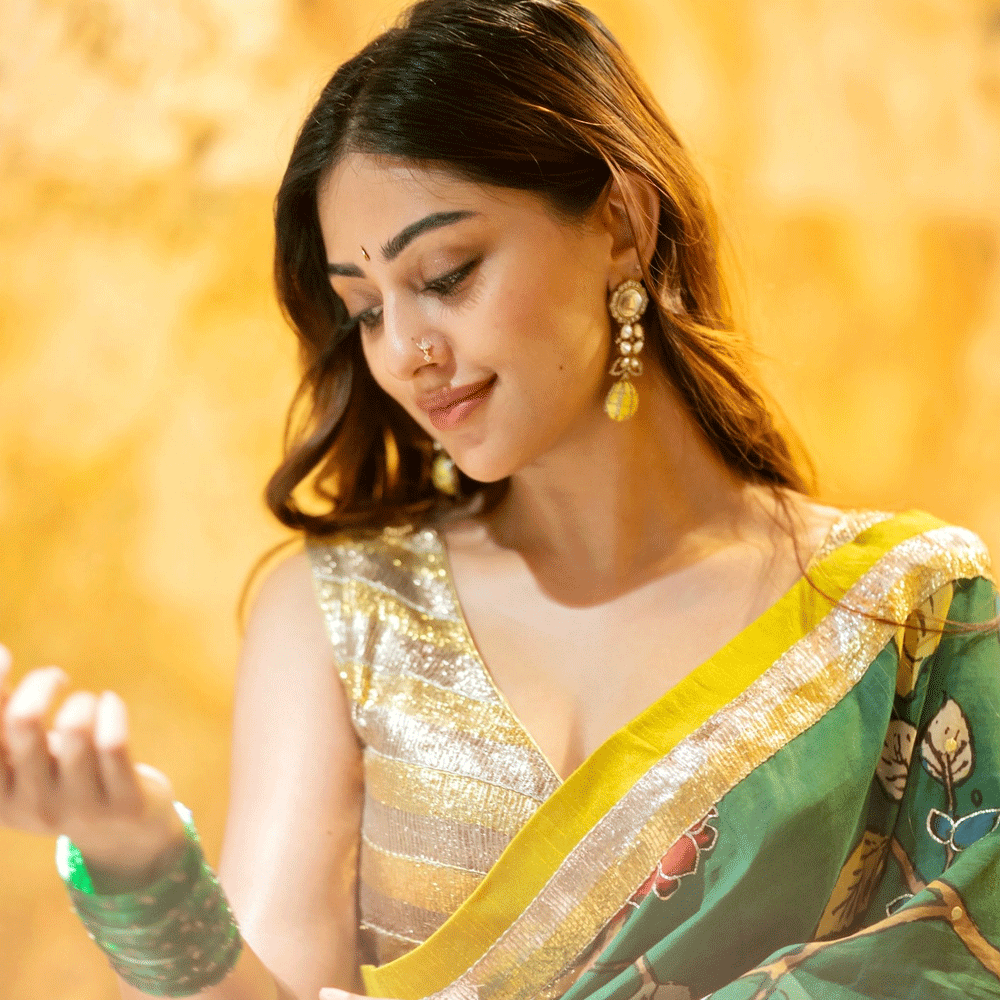 నాని హీరోగా తెరకెక్కిన ‘మజ్నూ’ సినిమాతో తెలుగు ప్రేక్షకులకు పరిచయమైంది అందాల తార అను ఇమ్మాన్యుయేల్. మొదటి సినిమాతోనే కుర్రకారు కలలా రాకుమారిగా మారిపోయింది ఈ చిన్నది.